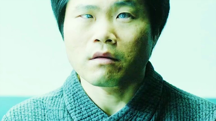 A blind man exposes a robber’s crimes, only to inadvertently set off a trail of revenge.