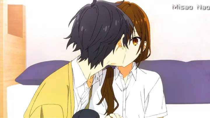 Miyamura kiss Hori - Horimiya Moments