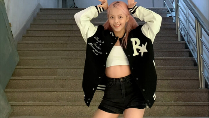 Nabillera-HyunA Happy Dance Time