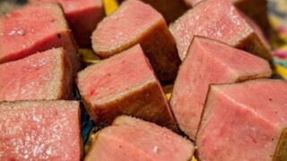 让素食主义者吃肉有多简单，富豪一万美金就搞定了，j恐怖极限游戏