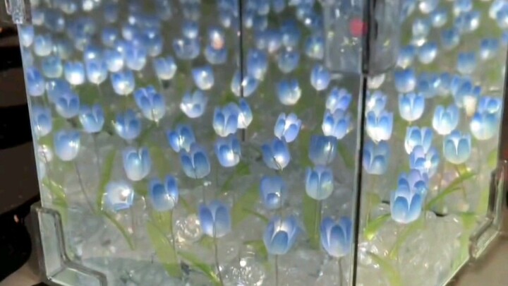 Quickly tag your highest Spark score, and I’ll make you a tulip-flower-field cube light!