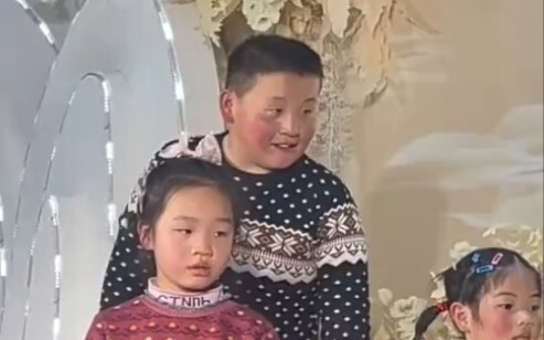 父母连席也没吃就提前回家了……