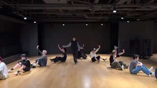 Treasure "Everything" Dance Practice