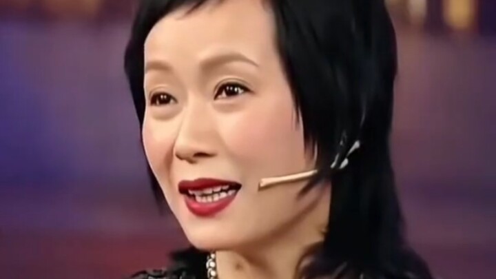 ضحكة يه تونغ جذابة للغاية.