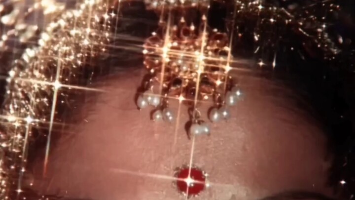 Jewelry mashup in Indian movies, the fire is obvious