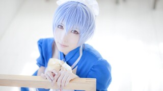 【Cosplay】Bộ váy hầu gái này trắng như vậy, cô ấy có phải là người đẹp cấp 10 không?