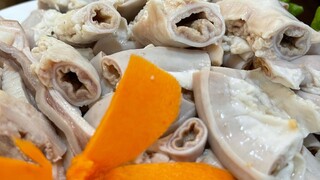 Cỗ Lòng Của Hoà Đại Nhân Có Gì Khác | Hà Còi