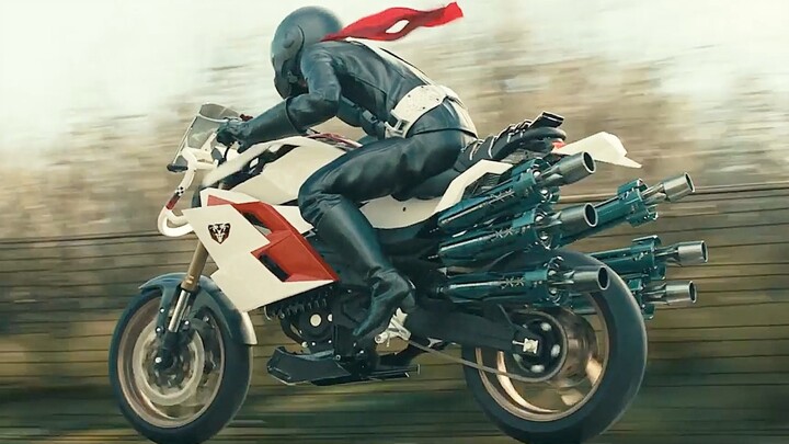 Một chiếc xe máy có 6 ống xả! Mở hết ga và cất cánh ngay!