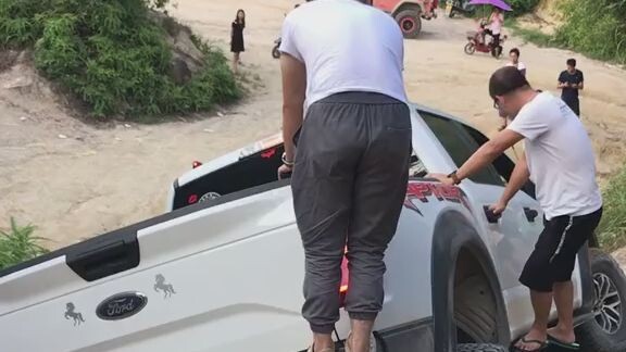 Car off road challenge on the danger road #car #travel #rapter #supercar #superm