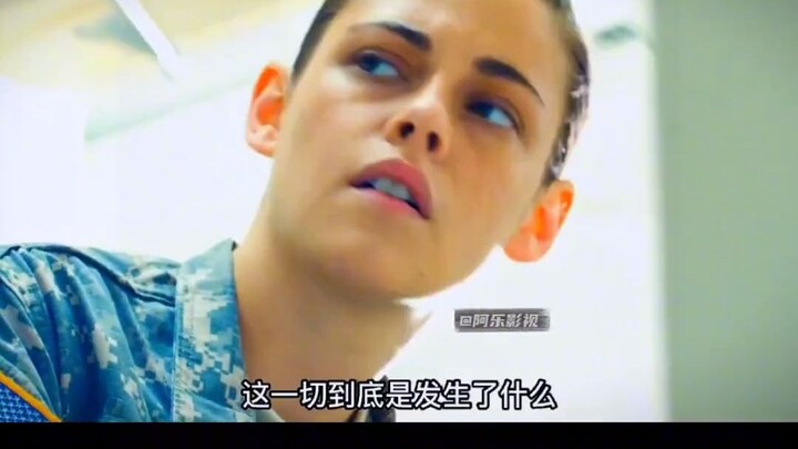 好心给囚犯一瓶水，不料被泼一身奥里给