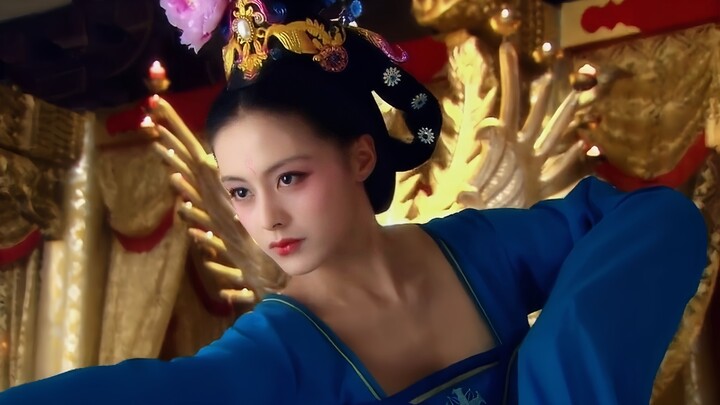 Although the plot is a mess, the dance battle between Concubine Wu and Concubine Xiao is really extr