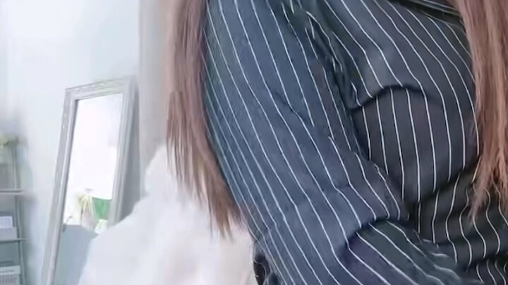 Zi Li from Huajiao Jiu: Open for business with glowing reviews!