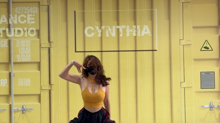 Menari ulang lagu cinta “Butterflies”, setelah turun berat badan baru sadar postur tubuhku ternyata 