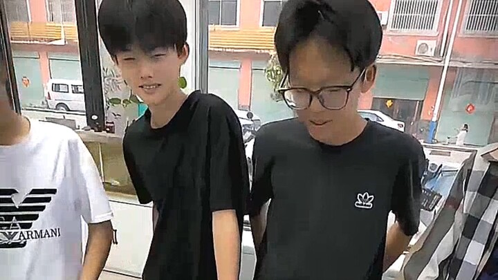 Một tiếng anh em, cả đời là anh em