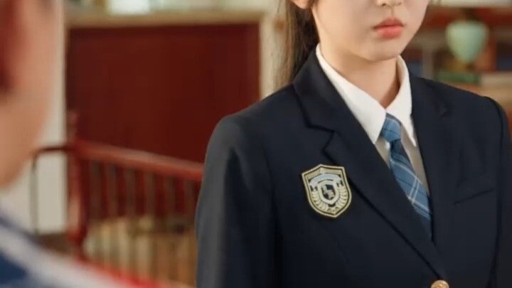 Bagian 2: Nenek Berusia 18 Tahun Datang, Memulihkan Kemuliaan Keluarga (23)