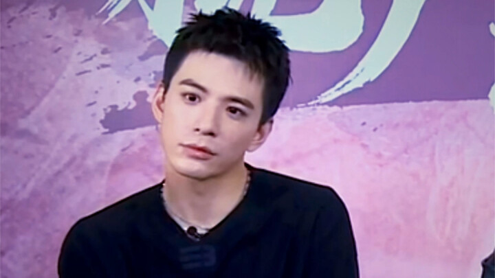 You, Zhangque, are so handsome in modern clothes! ! You Wanwan men really do have something! ! 【Lin 
