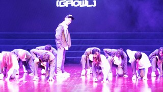Hóa ra có quá 12 người Gầm gừ thêm mười năm nữa | điệp khúc quốc ca KPOP Đại học Chiết Giang! EXO | 