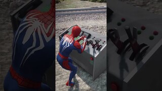 GTA V SPIDER-MAN SAVING CHOP & FRANKLIN FROM THOMAS THE TRAIN #shorts