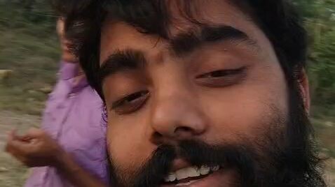 kai mahino bit gye baal savare nhi #sad