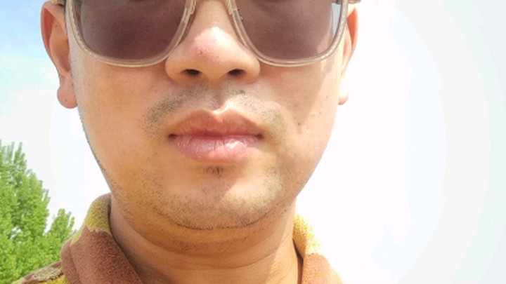 The brand-new supercar I just bought has finally arrived in Beijing! Sharing the joy!