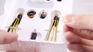 If you want to live a decent life, you need to have some green on your pants? Bandai SHF series real