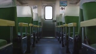 Pada masa itu, cinta begitu sederhana; bahkan sekotak mi instan pun bisa memunculkan percikan cinta.