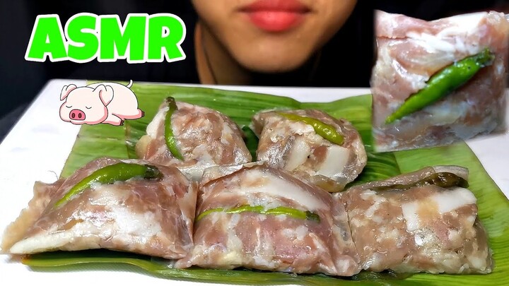 กินแหนมเปรี้ยวดิบๆ หอมอร่อย*แต่ห้ามทำตาม!!! ASMR MukBang Eating Marinated Pork