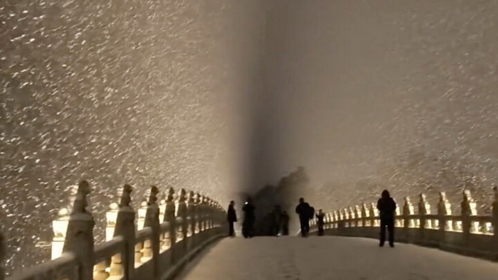 “At first, people thought it was just a normal snowfall～”