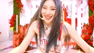 Lagu comeback terbaru Li Caiyan, LET'S DANCE, tampil di panggung promosi pada 230908