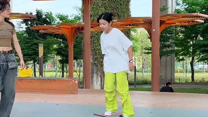 Tôi không biết làm thế nào, thường thì tôi cứ bay thẳng xuống thôi.