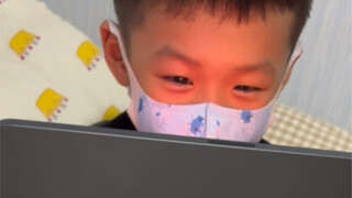 关于小孩上网课的平板