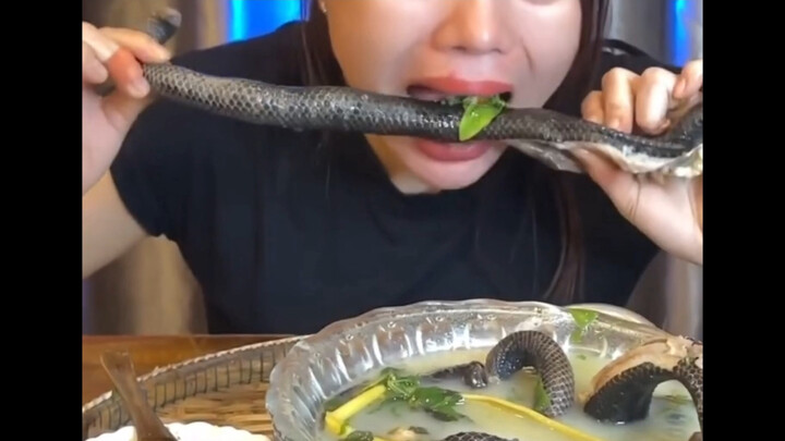 “ส่งต่อไปให้พี่น้องของคุณ แล้วไม่ต้องพูดอะไร!”