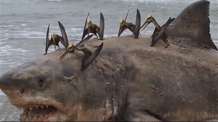 THE PREHISTORIC FEAST WAS ON… UNTIL AN UNINVITED GUEST ARRIVED! 😱🌊🦖