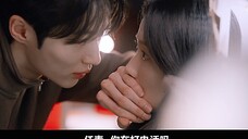 这下子可以看出来63崽这么多年从来没有谈过恋爱了,还是那么纯情又可爱