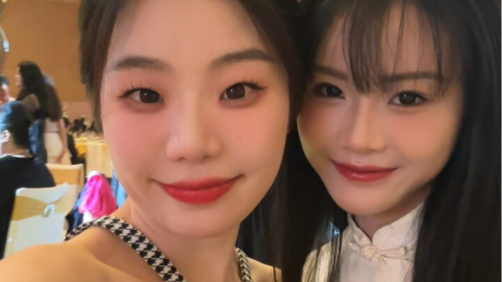 Who would have thought I’d run into Jiang Xunqian in September at a banquet～
