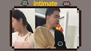 كل يحمل نواياه الخفية