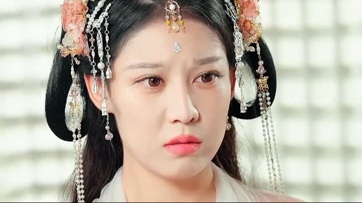 นักพนันหนุ่มเกิดใหม่เป็นปรมาจารย์เทพ ดูเหมือนไร้พิษสง หารู้ไม่เขาคือเทพสูงสุดแห่