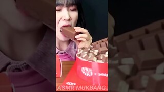 ASMR MUKBANG || COKLAT KITKAT 🤤🤤 #koreanfood #mukbang #asmr #chinesefood #chocolate