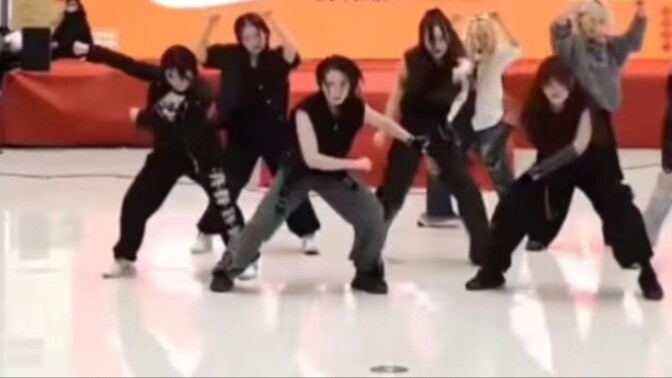 【Straykids】LALALALA (music) roadshow with super strong vibration ‖ It’s the New Year, let’s have a b