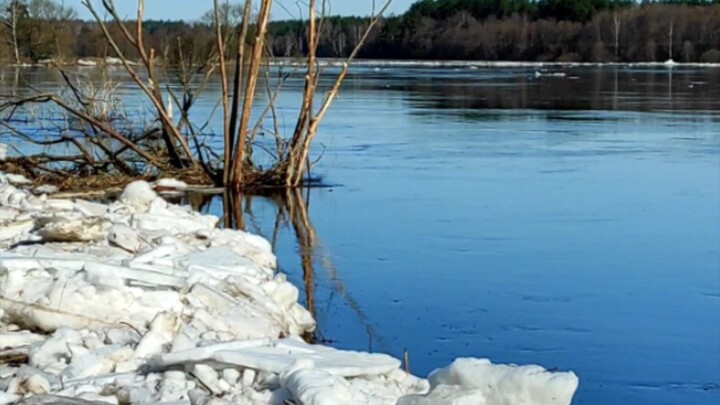 A beautiful day in April and high water