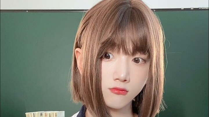 จริงๆ ฉันไม่ชอบฝนเลย แต่ถ้าได้กางร่มคู่กับเธอ ฉันก็ไม่อยากให้ฟ้าใสแล้ว…