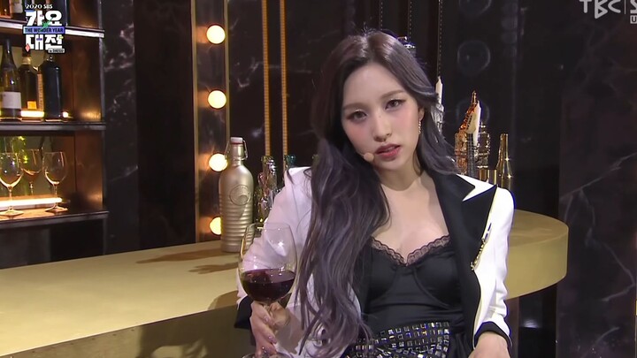 ทไวซ์ - More & More【4K】25 ธันวาคม 2020 เวที SBS Gayo Daejeon