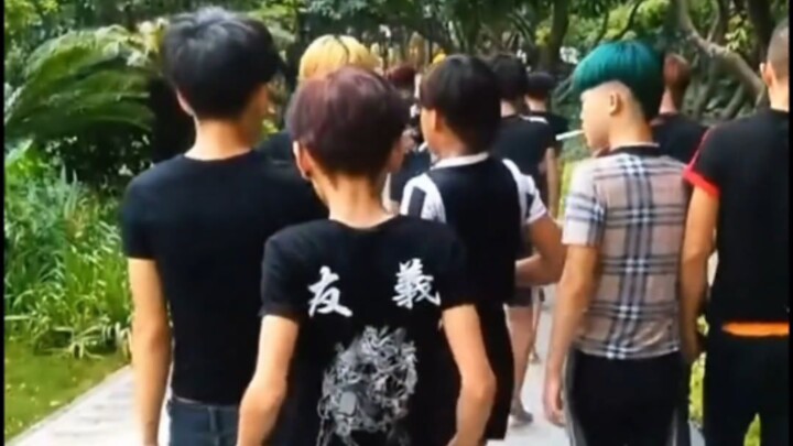 Khi bạn cảm thấy mình là đồ bỏ đi, hãy bấm vào xem video này ngay