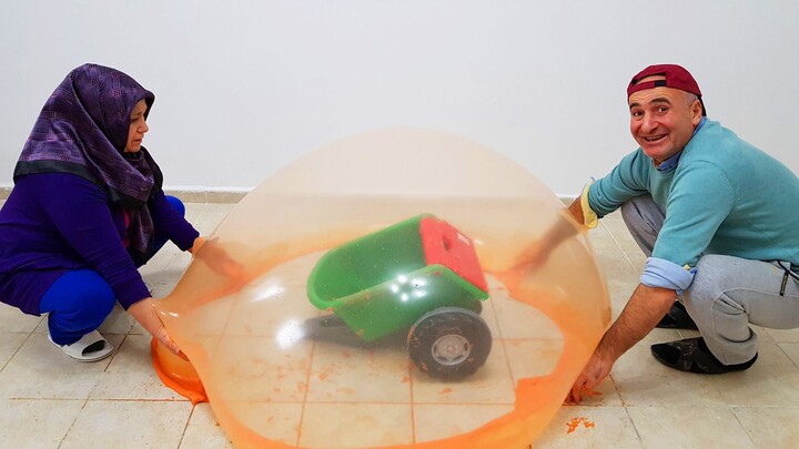 GIANT SLIME BUBBLE!! Ayşe AND Myself HUGE BUBBLE Slime We Did SHOCK HOME, Ayşe Y