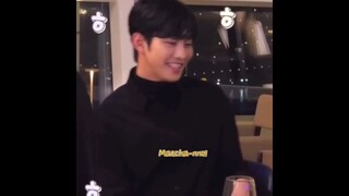 Kim Sejeong really likes being called beautiful by Kang Taemo in this scene