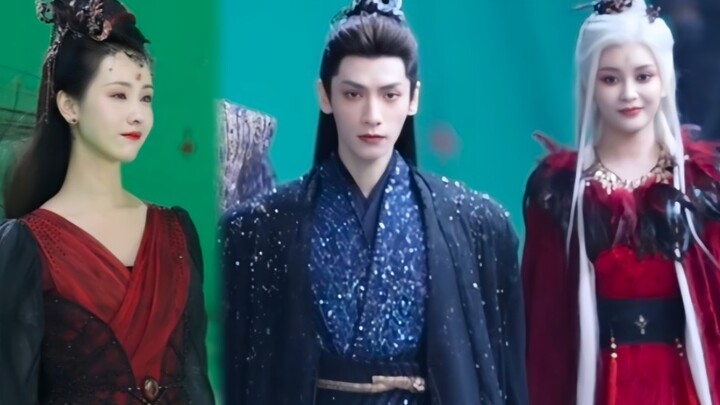 The Demon God is teaming up with the two powerful female demons, Si Ying and Mo Nu, to build their b