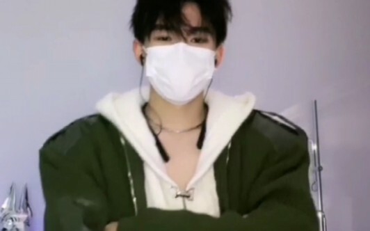 鲨鱼尹锐11.25火车舞录屏！