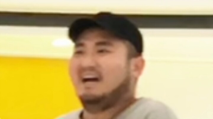 ใครไม่ชอบหัวเข็มขัดสี่อันและอันหนึ่งล่ะ ! ! !