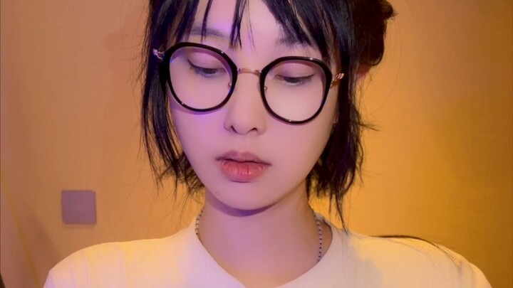 Với loại phấn phủ như của tôi, bạn về nhà lúc mấy giờ?