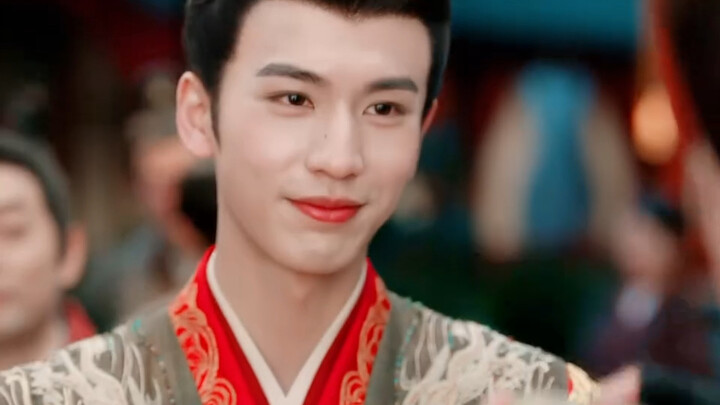 The Crown Prince really gave his elder sister so much honor, leading the procession at the wedding a